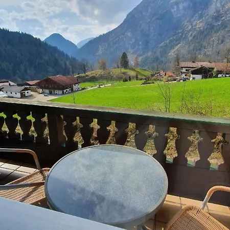 Mit Terrasse Und Bergblick * Schneizlreuth